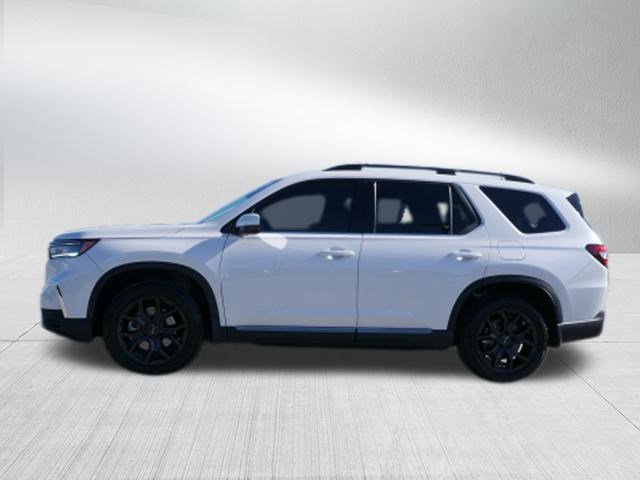 Used 2025 Honda Pilot Touring image 6