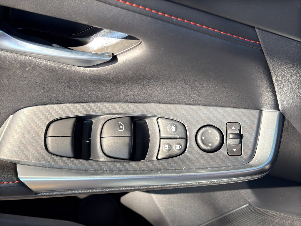 New 2025 Nissan Sentra SR image 18