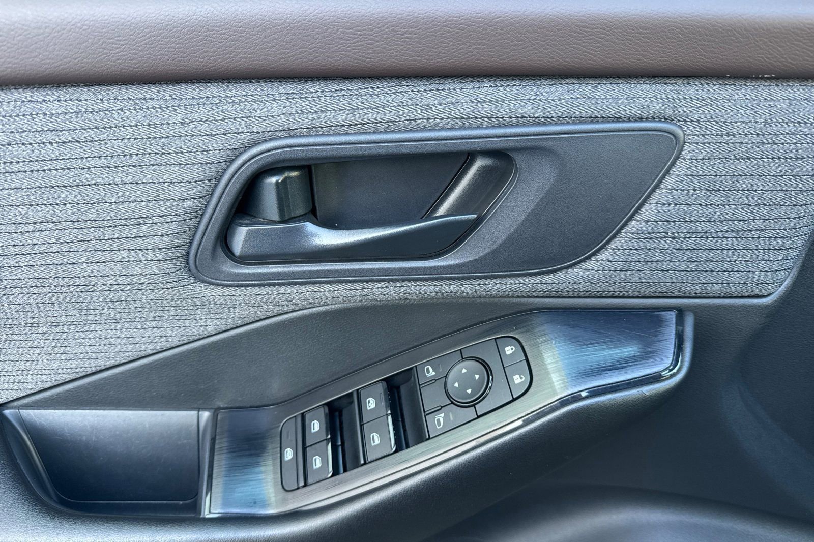 Certified 2023 Nissan Rogue S image 11