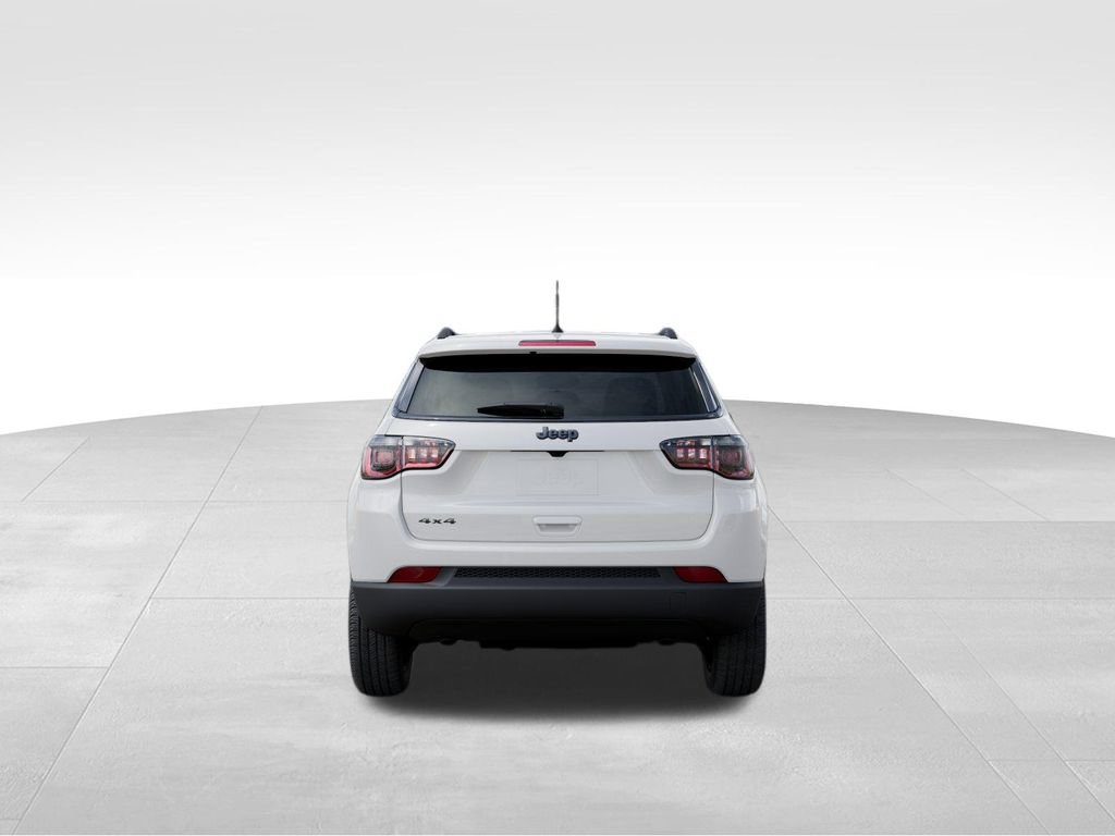 New 2026 Jeep Compass Latitude AWD/4WD image 8