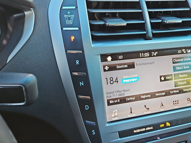 Used 2019 Lincoln MKZ Reserve FWD image 11