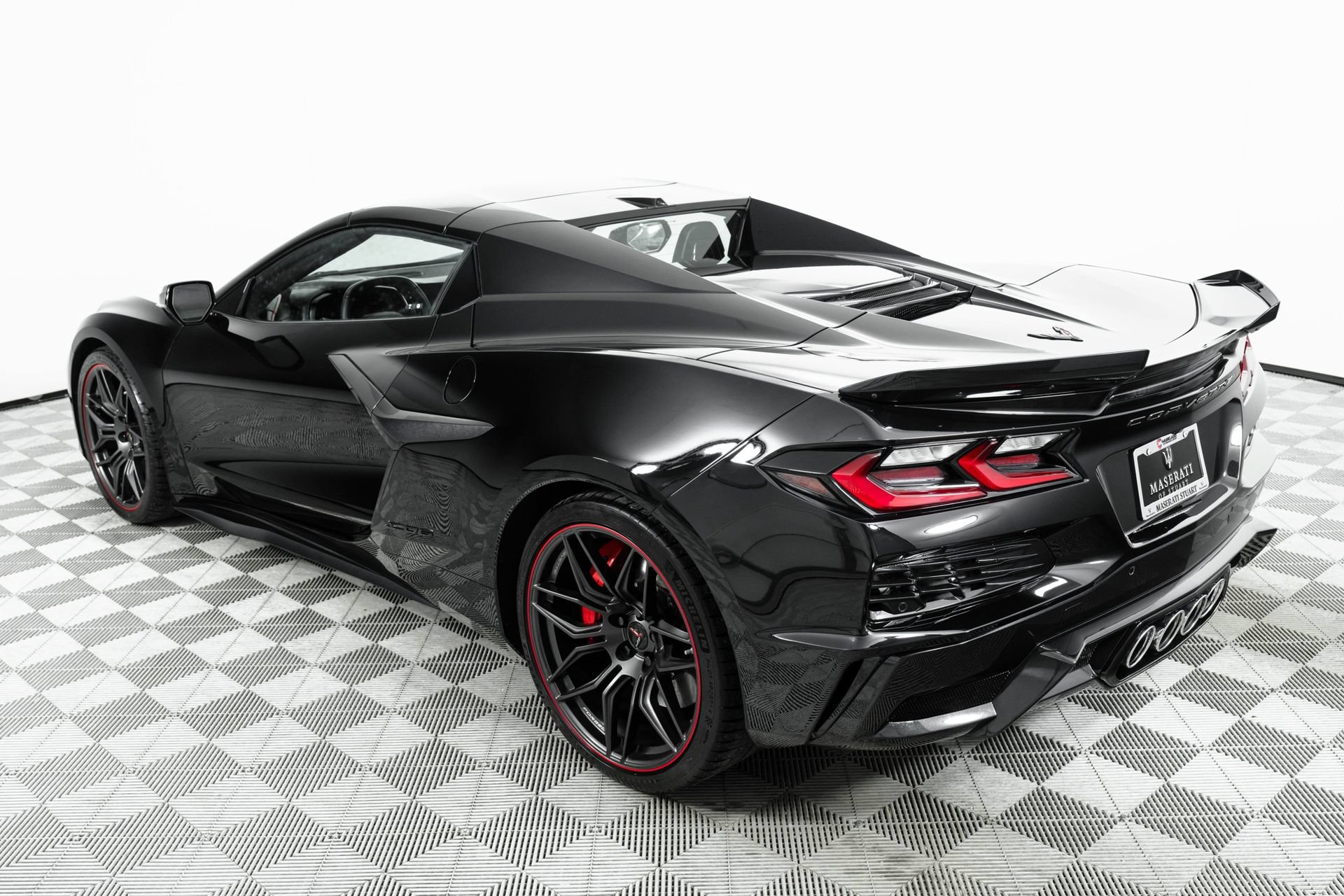 Used 2024 Chevrolet Corvette Z06 RWD image 43