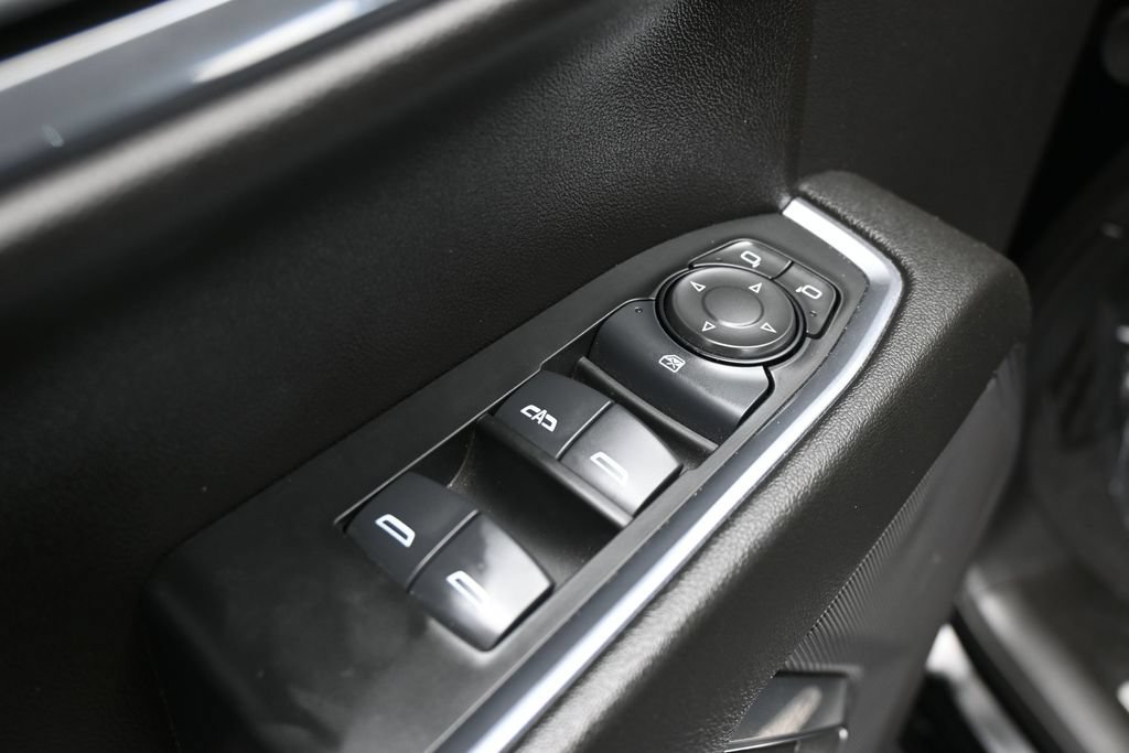 Used 2024 Chevrolet Silverado 1500 LT RWD image 14