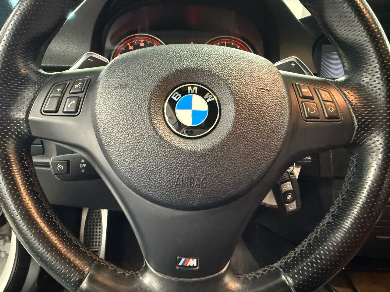 Used 2013 BMW 328i Convertible w/ M Sport Pkg image 17