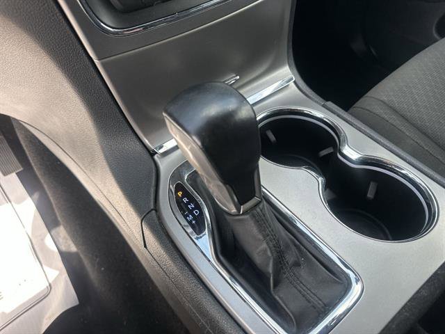 Used 2020 Jeep Grand Cherokee Laredo AWD/4WD image 42