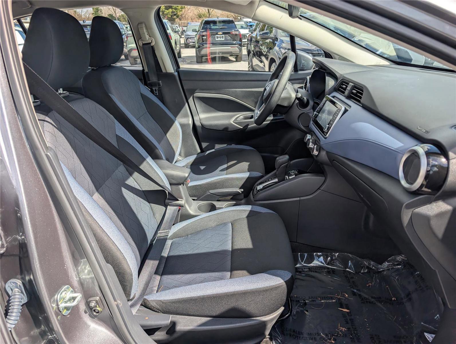 Used 2024 Nissan Versa SV w/ Trunk Package image 12