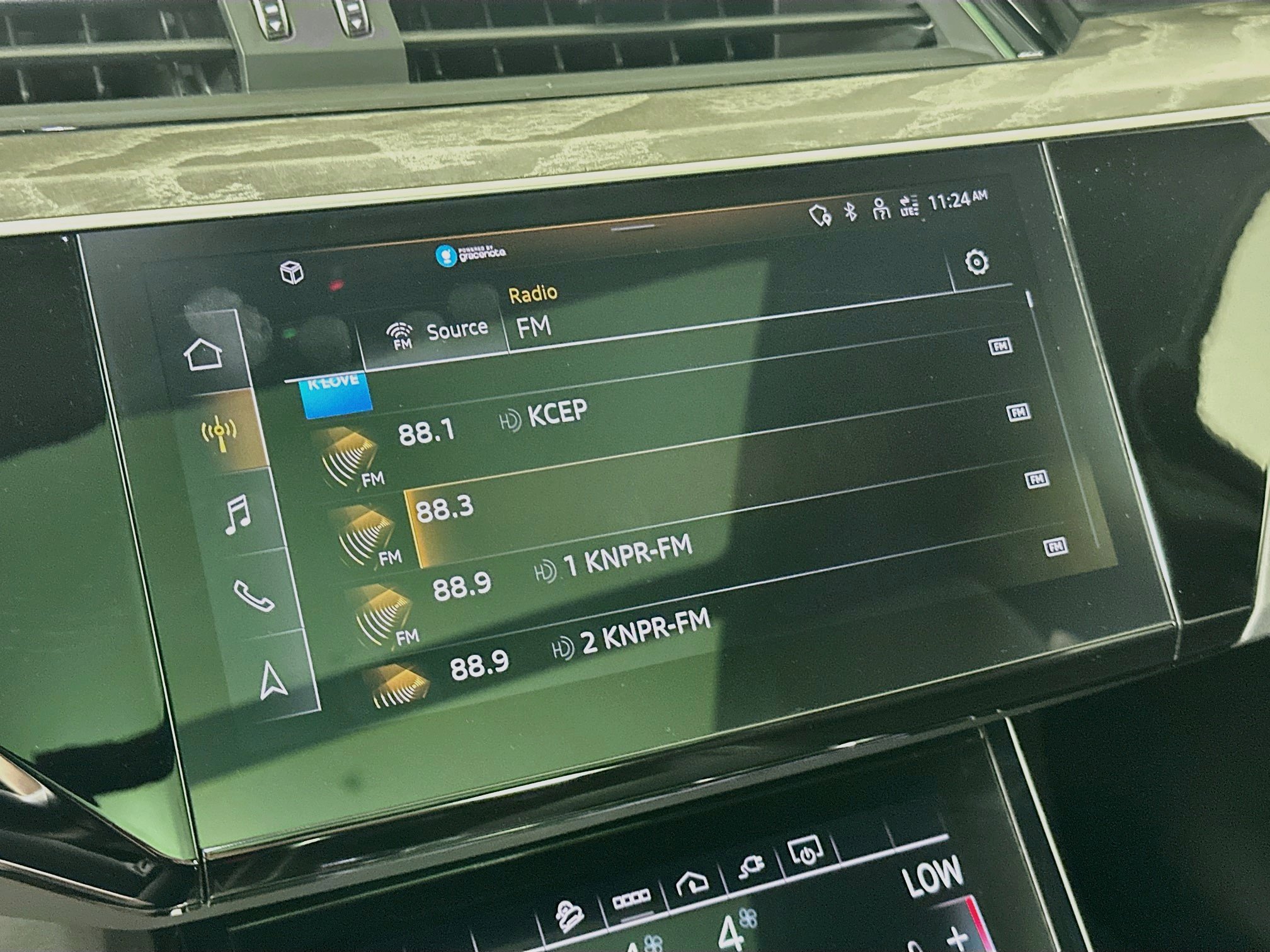 Used 2024 Audi Q8 e-tron Premium Plus w/ Premium Plus Package AWD/4WD image 21