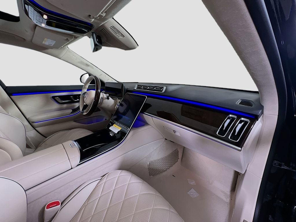 New 2026 Mercedes-Benz S 580 4MATIC Sedan image 32