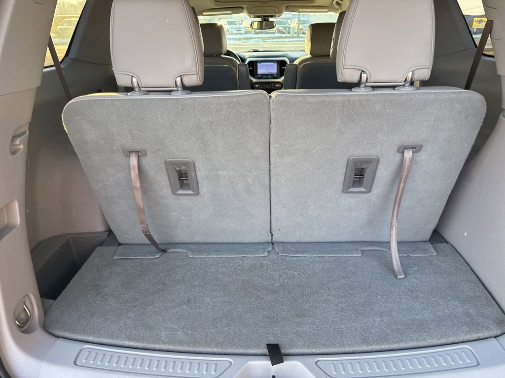 Used 2019 GMC Acadia SLT image 28