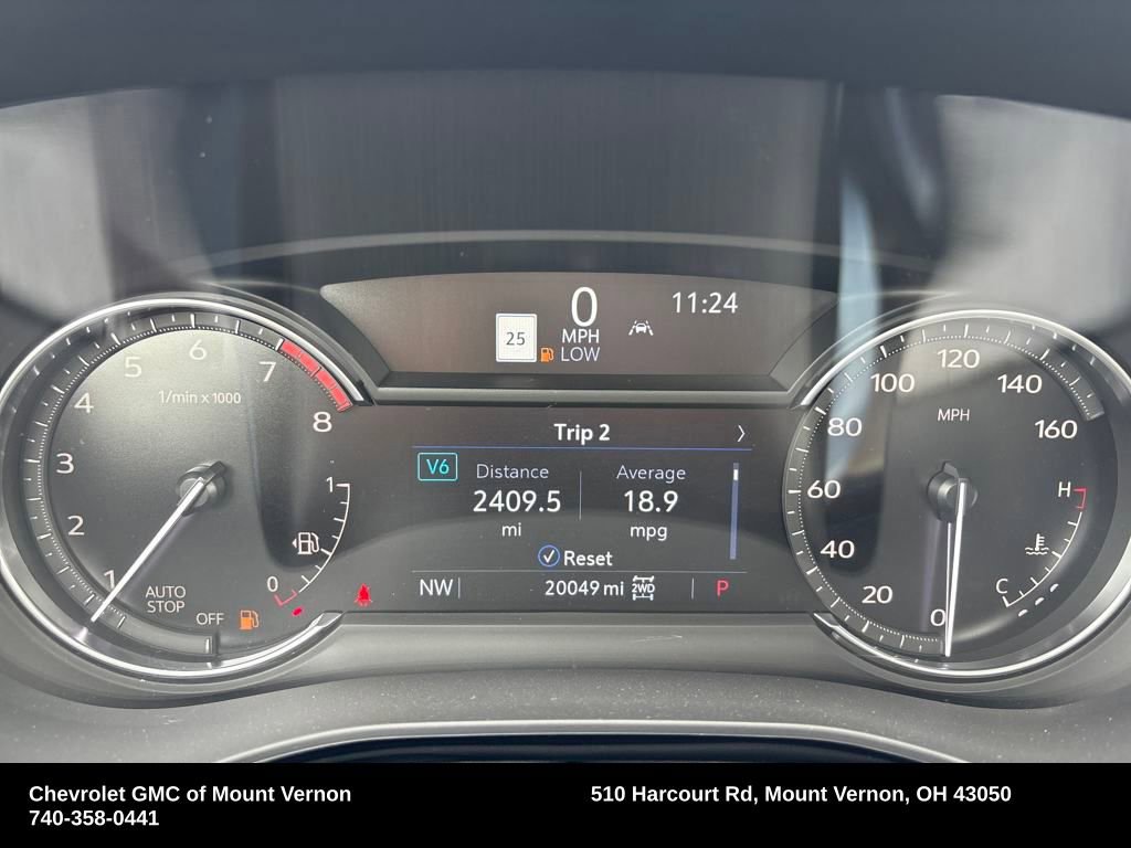 Used 2025 Cadillac XT6 Premium Luxury image 16