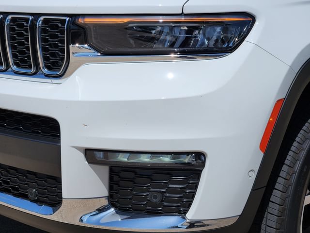 Certified 2023 Jeep Grand Cherokee L Limited w/ Luxury Tech Group II AWD/4WD image 8