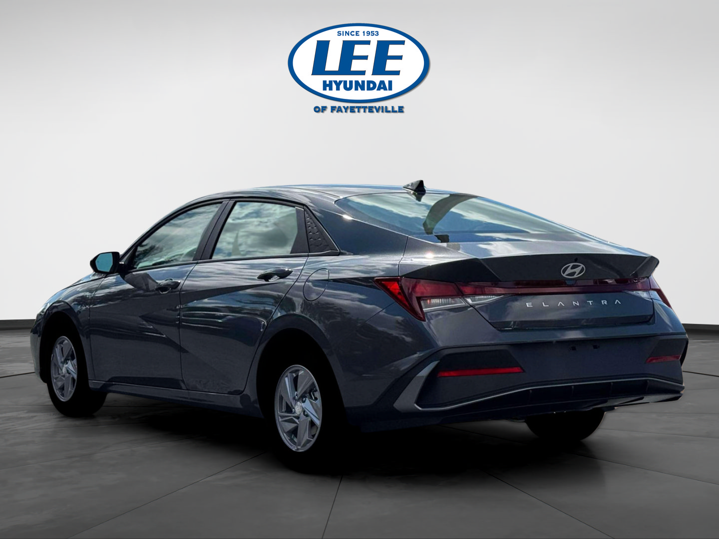 New 2026 Hyundai Elantra SE FWD image 7