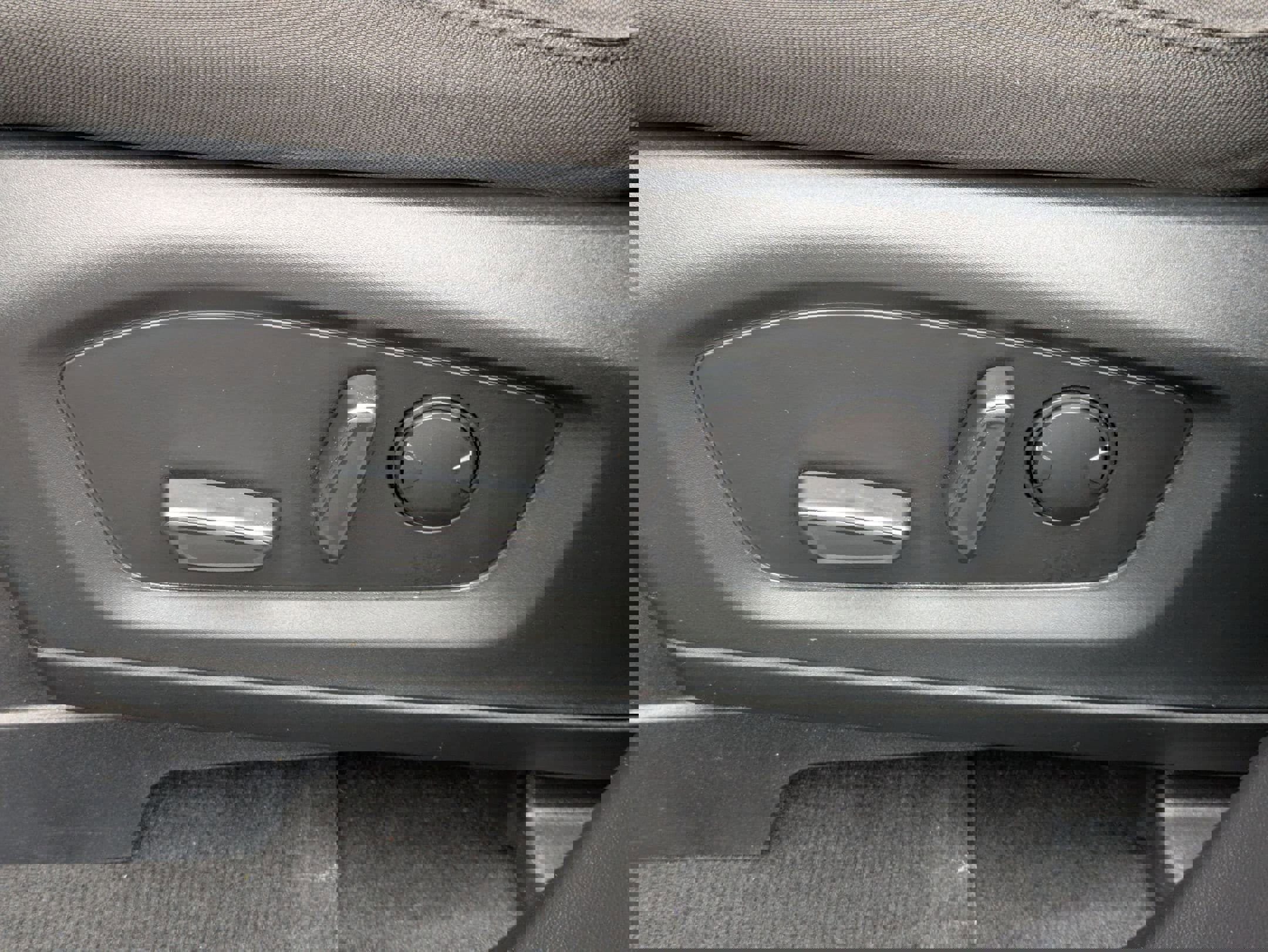 Used 2022 Ford Explorer XLT image 14