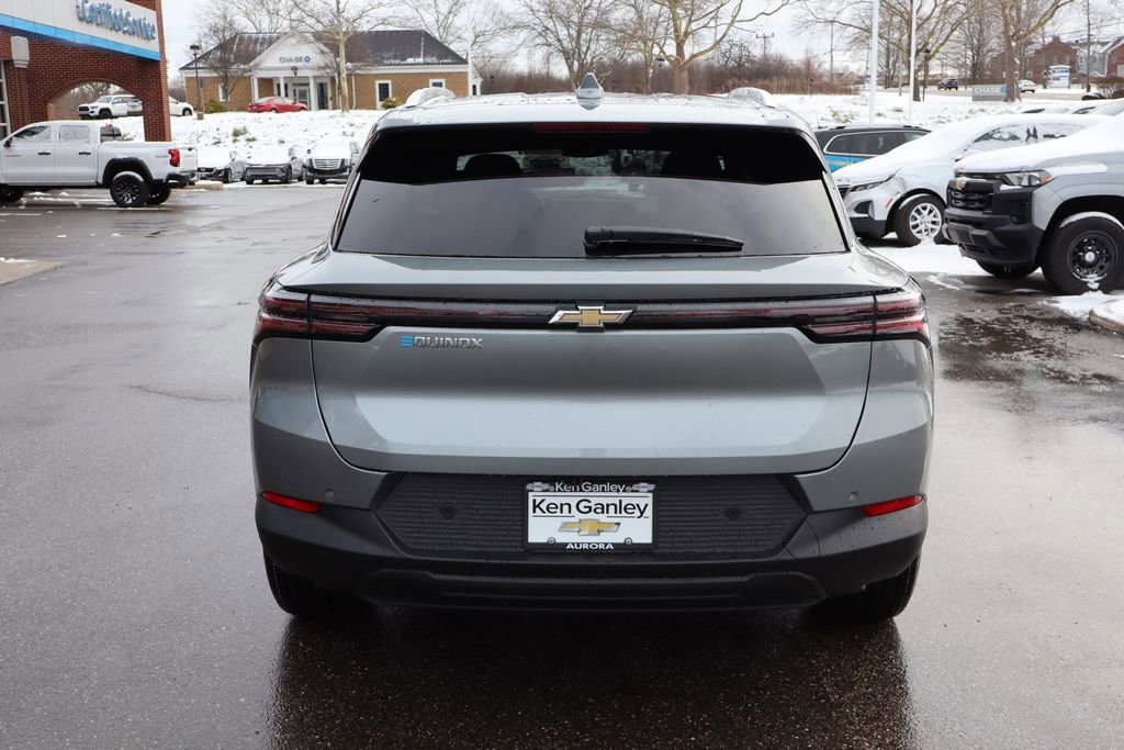 New 2026 Chevrolet Equinox EV LT image 30