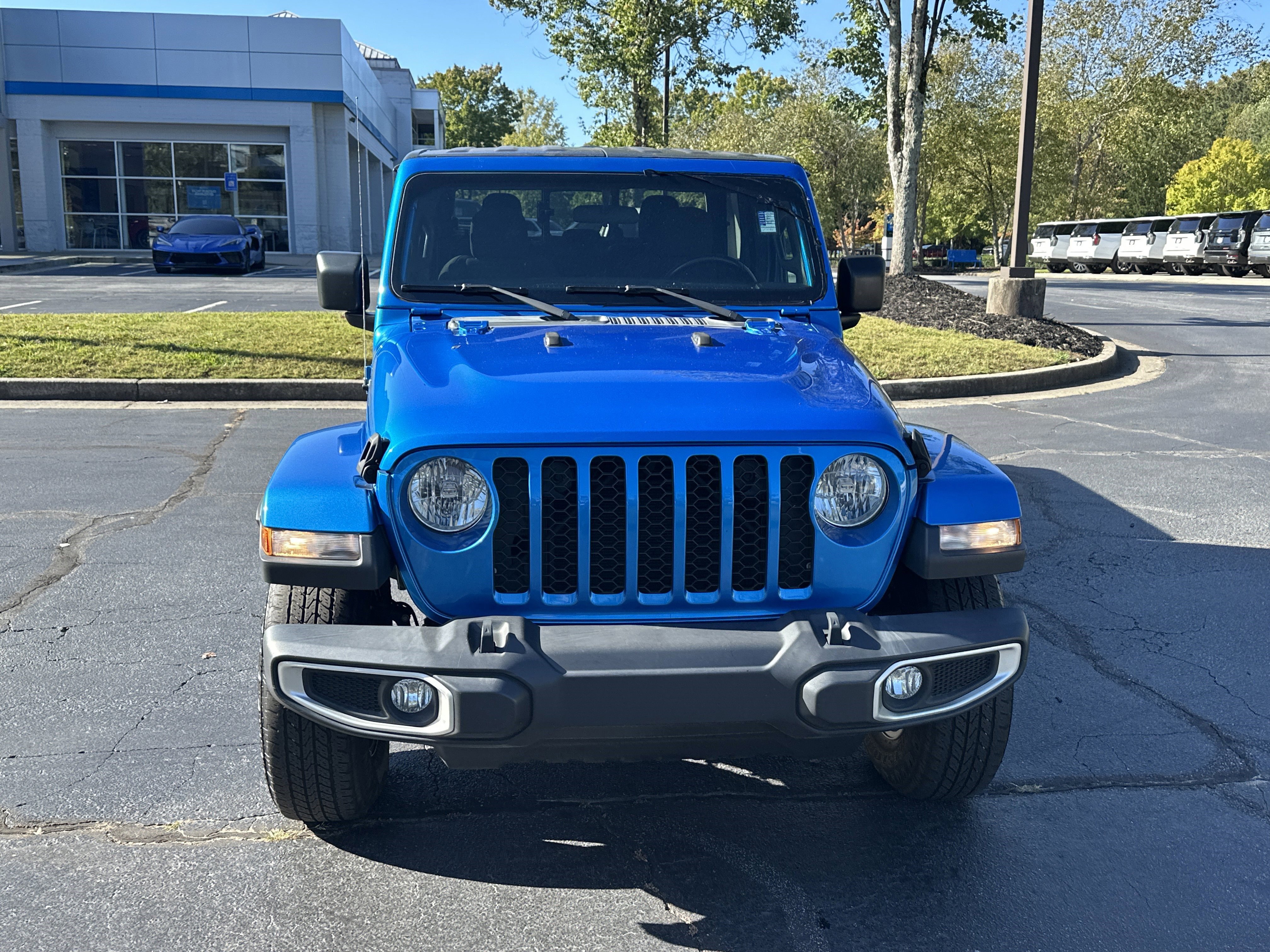 Used 2021 Jeep Gladiator Sport image 2