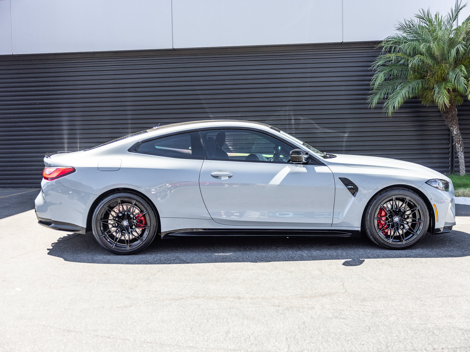 Used 2024 BMW M4 Coupe w/ Executive Package RWD image 8