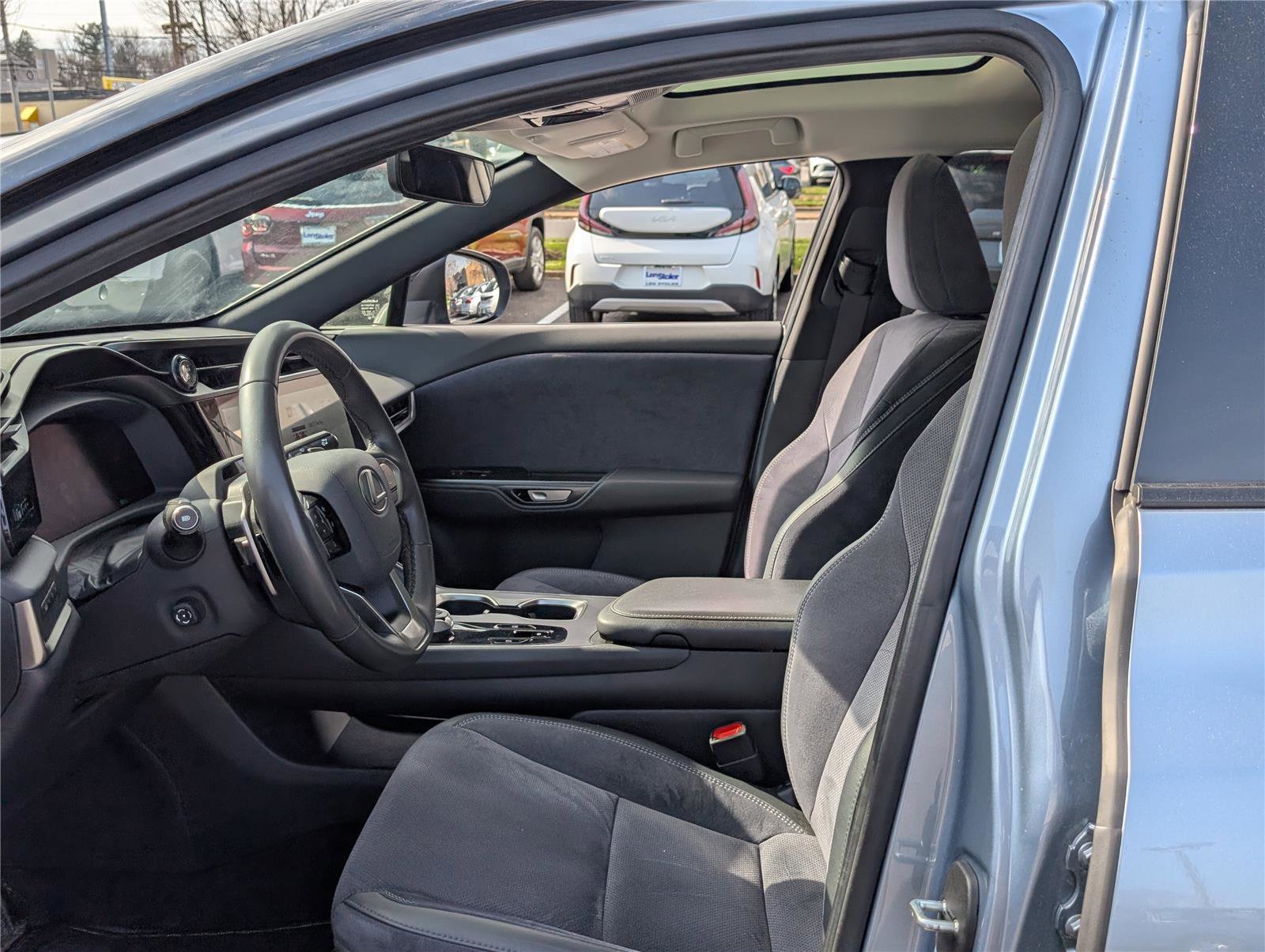 Used 2023 Lexus RZ 450e Premium w/ Accessory Package (Z1) image 16