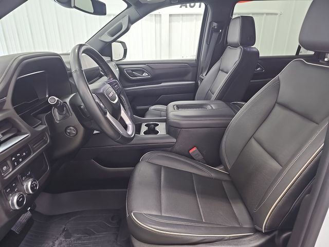 Used 2023 GMC Yukon XL SLT w/ SLT Premium Package AWD/4WD image 9