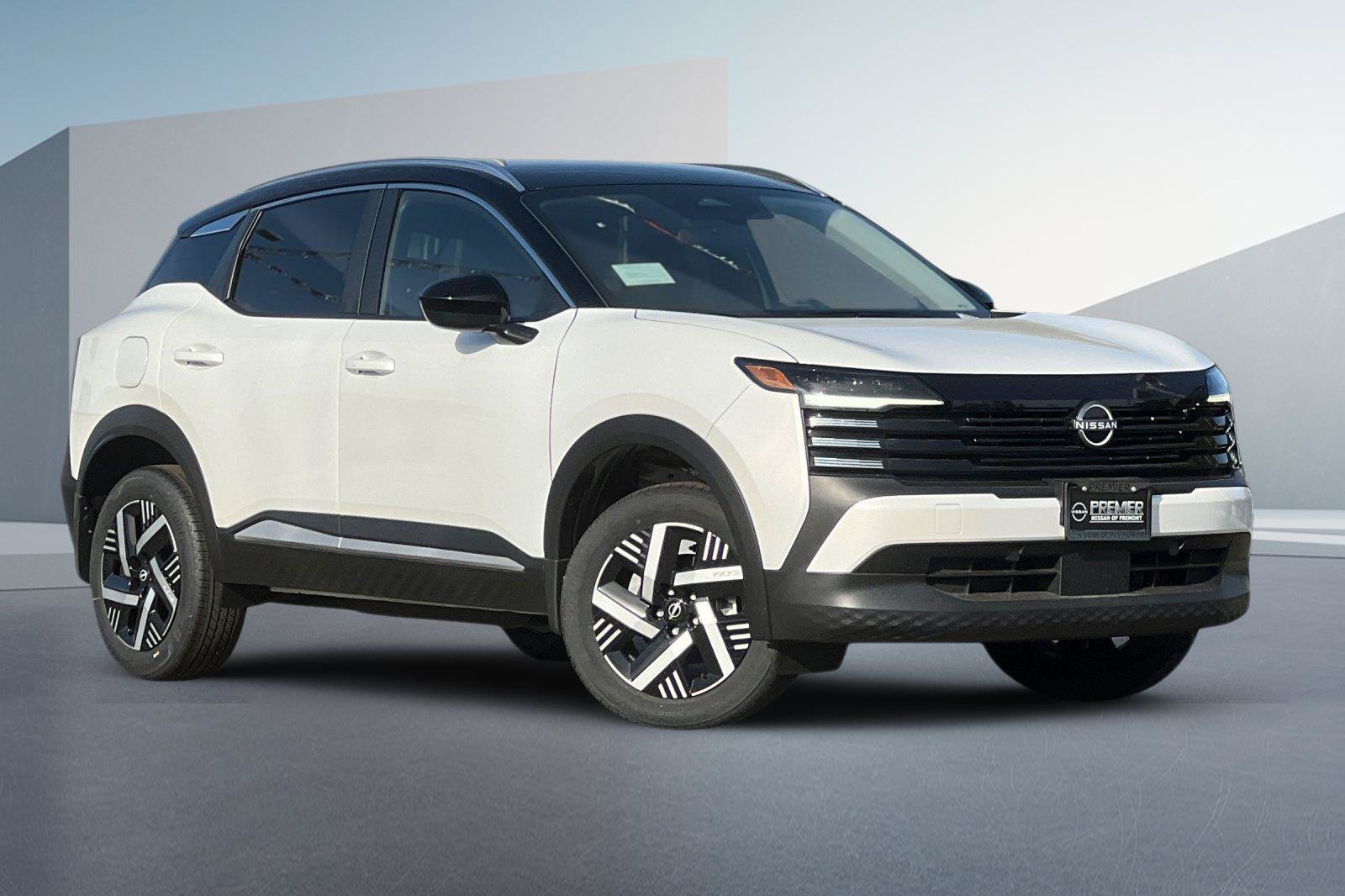 New 2026 Nissan Kicks SV FWD image 2