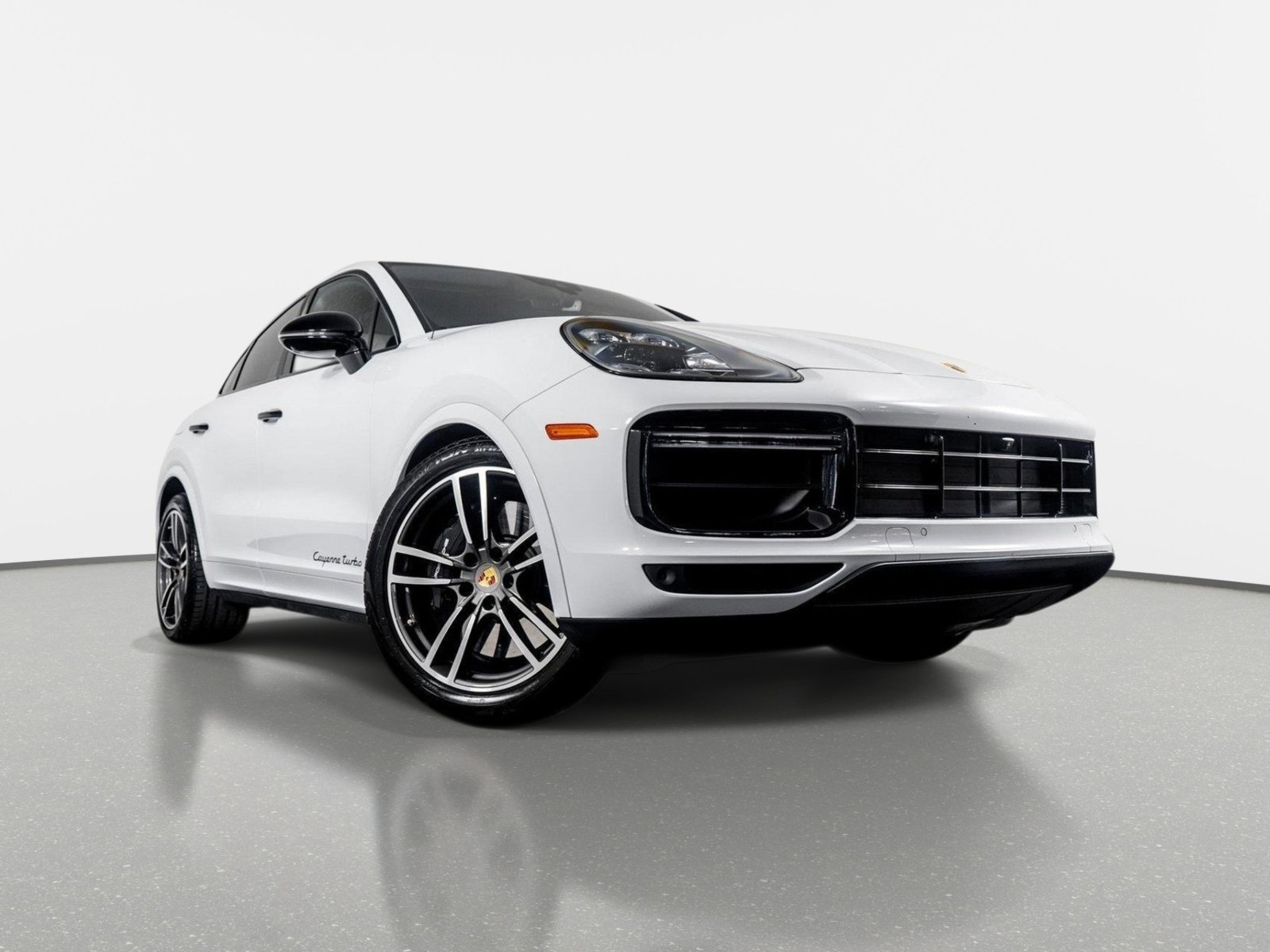 Used 2023 Porsche Cayenne Turbo w/ Premium Package Plus (PI3) AWD/4WD image 4