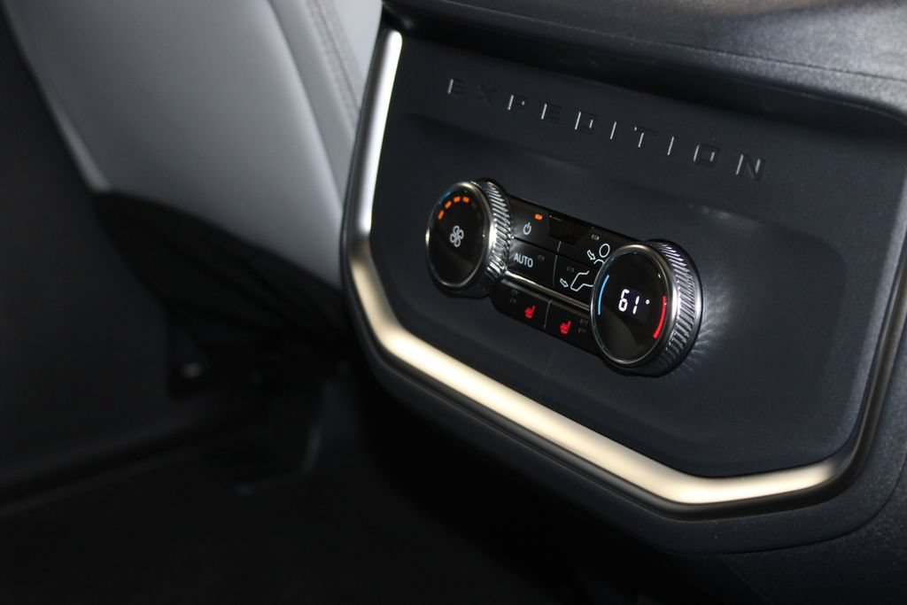 New 2027 Ford Expedition Platinum RWD image 59
