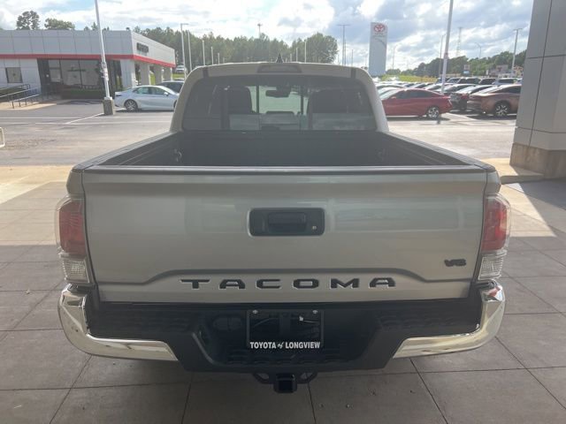 Used 2020 Toyota Tacoma TRD Off-Road AWD/4WD image 19