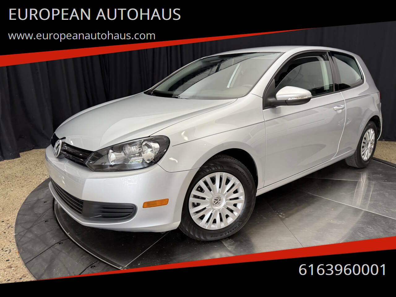 Used 2012 Volkswagen Golf 2-Door image 1
