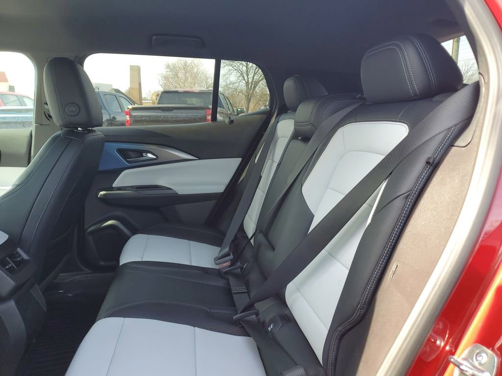 New 2026 Chevrolet Equinox EV LT FWD image 9