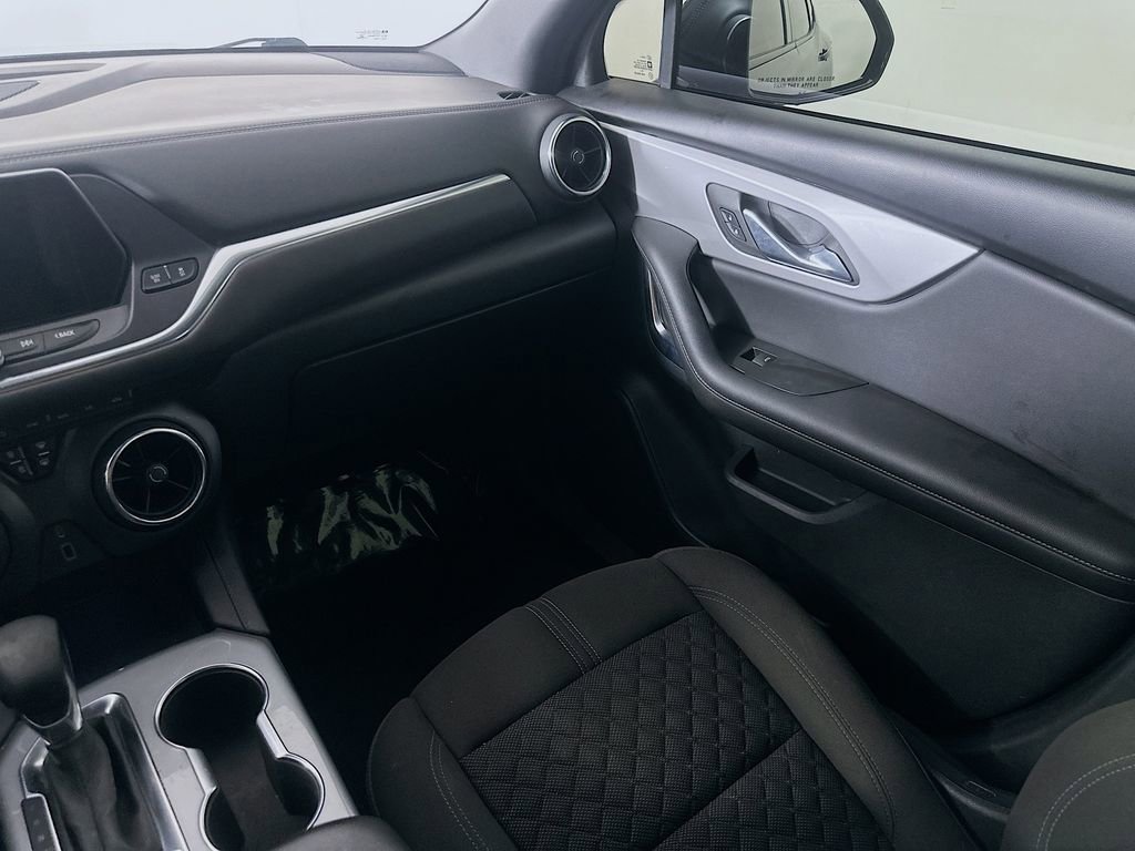 Used 2021 Chevrolet Blazer LT image 17