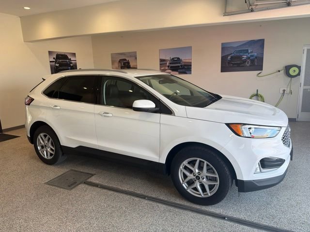 Used 2024 Ford Edge SEL w/ Convenience Package