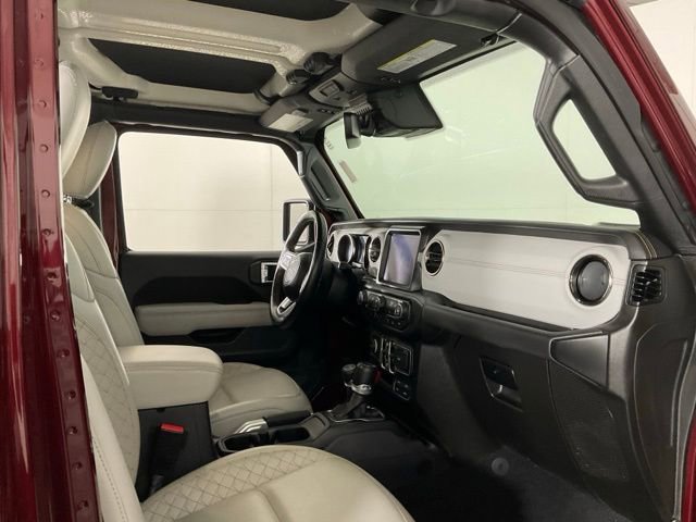 Used 2021 Jeep Gladiator Overland image 30
