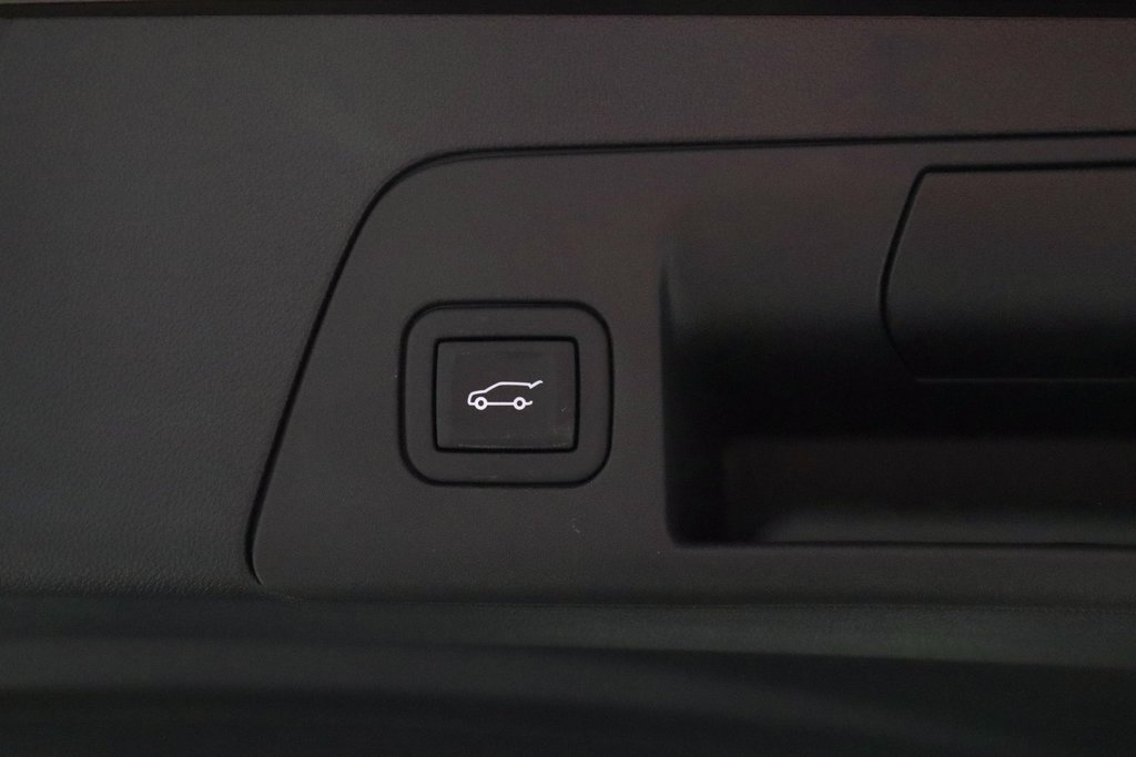 Used 2023 Buick Envision Avenir image 21