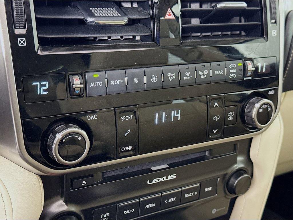 Used 2023 Lexus GX 460 Luxury w/ Accessory Package image 16