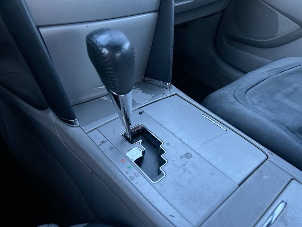 Used 2011 Toyota Camry SE w/ SE Extra-Value Pkg #1 FWD image 24