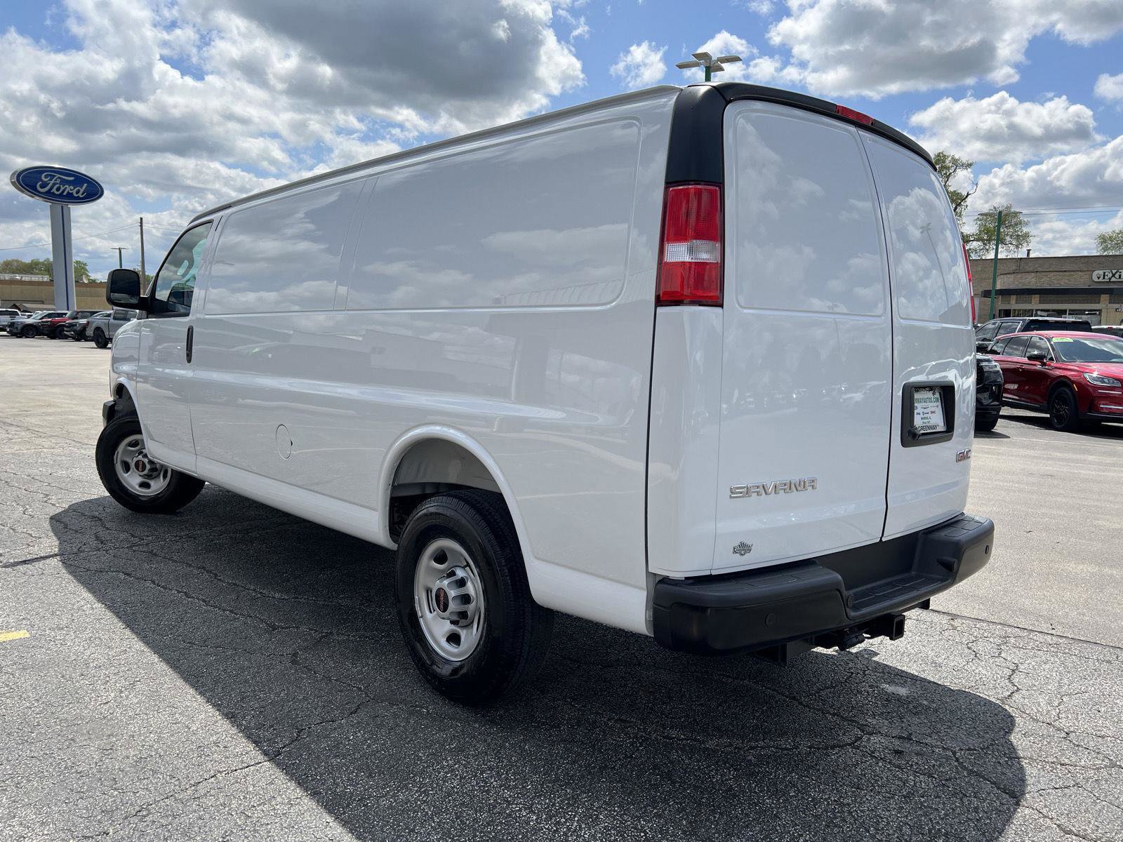New 2026 GMC Savana 2500 Extended RWD image 8