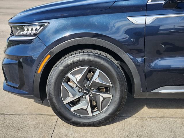 Used 2023 Kia Sorento EX image 8