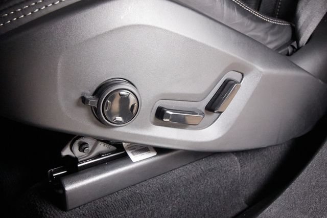 Certified 2023 Volvo XC90 B6 Ultimate AWD/4WD image 11