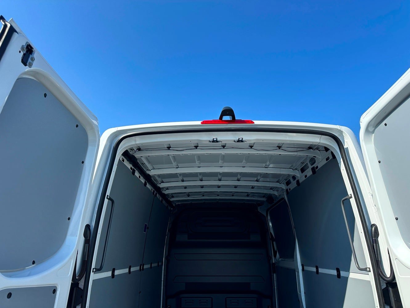 New 2026 Mercedes-Benz Sprinter 2500 image 21