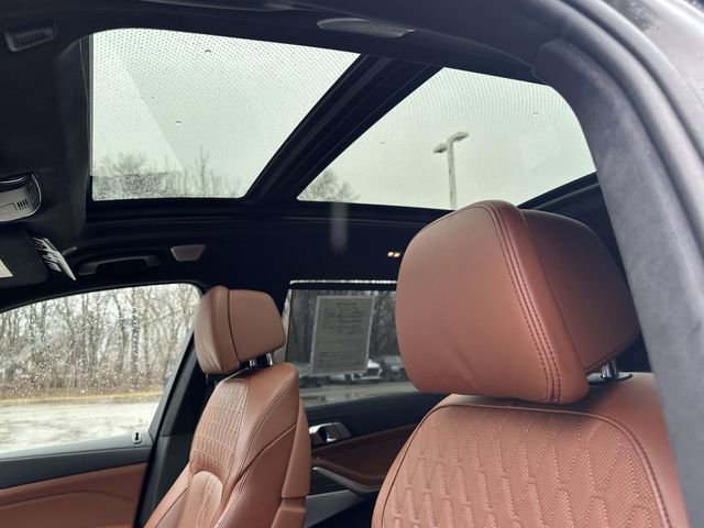 Certified 2024 BMW X7 M60i w/ Executive Package image 29