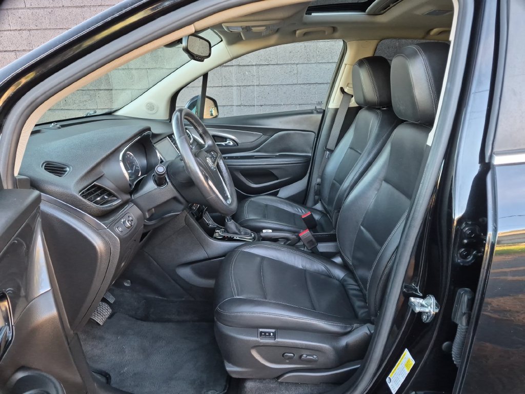 Used 2018 Buick Encore Essence AWD/4WD image 18