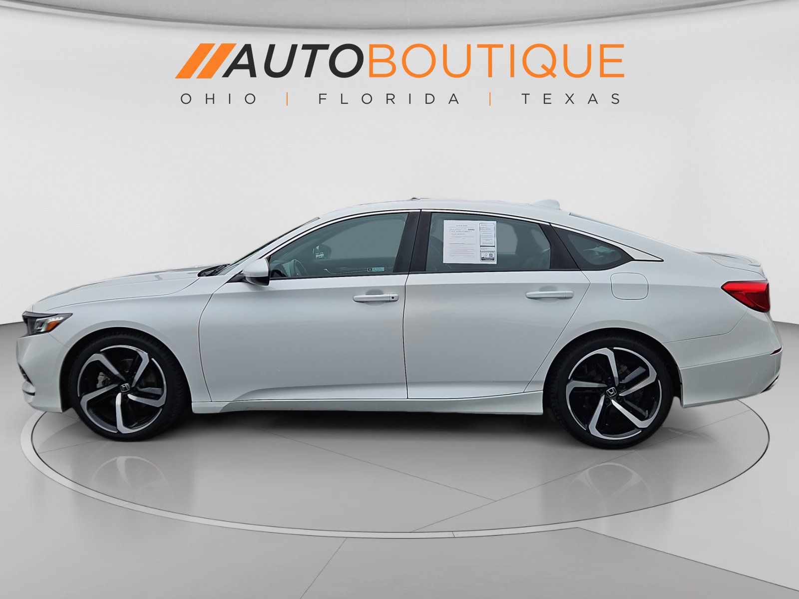 Used 2019 Honda Accord Sport image 2