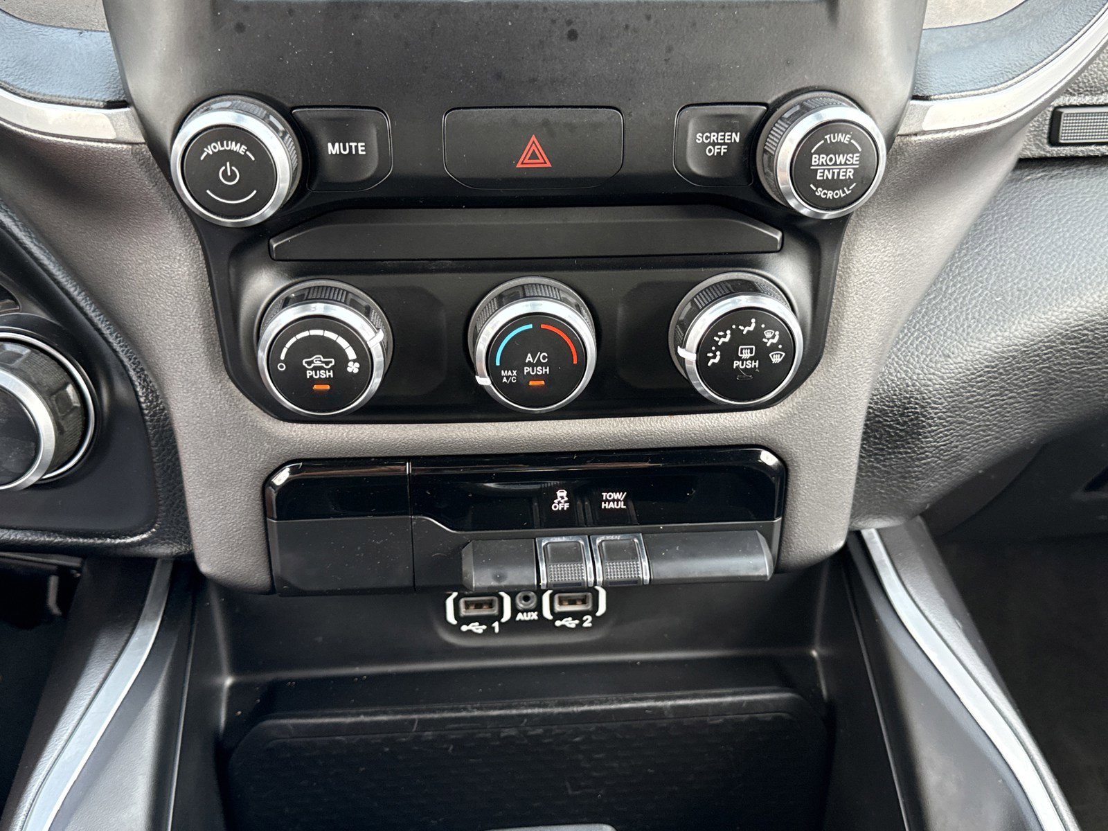 Used 2021 RAM 1500 Big Horn AWD/4WD image 24