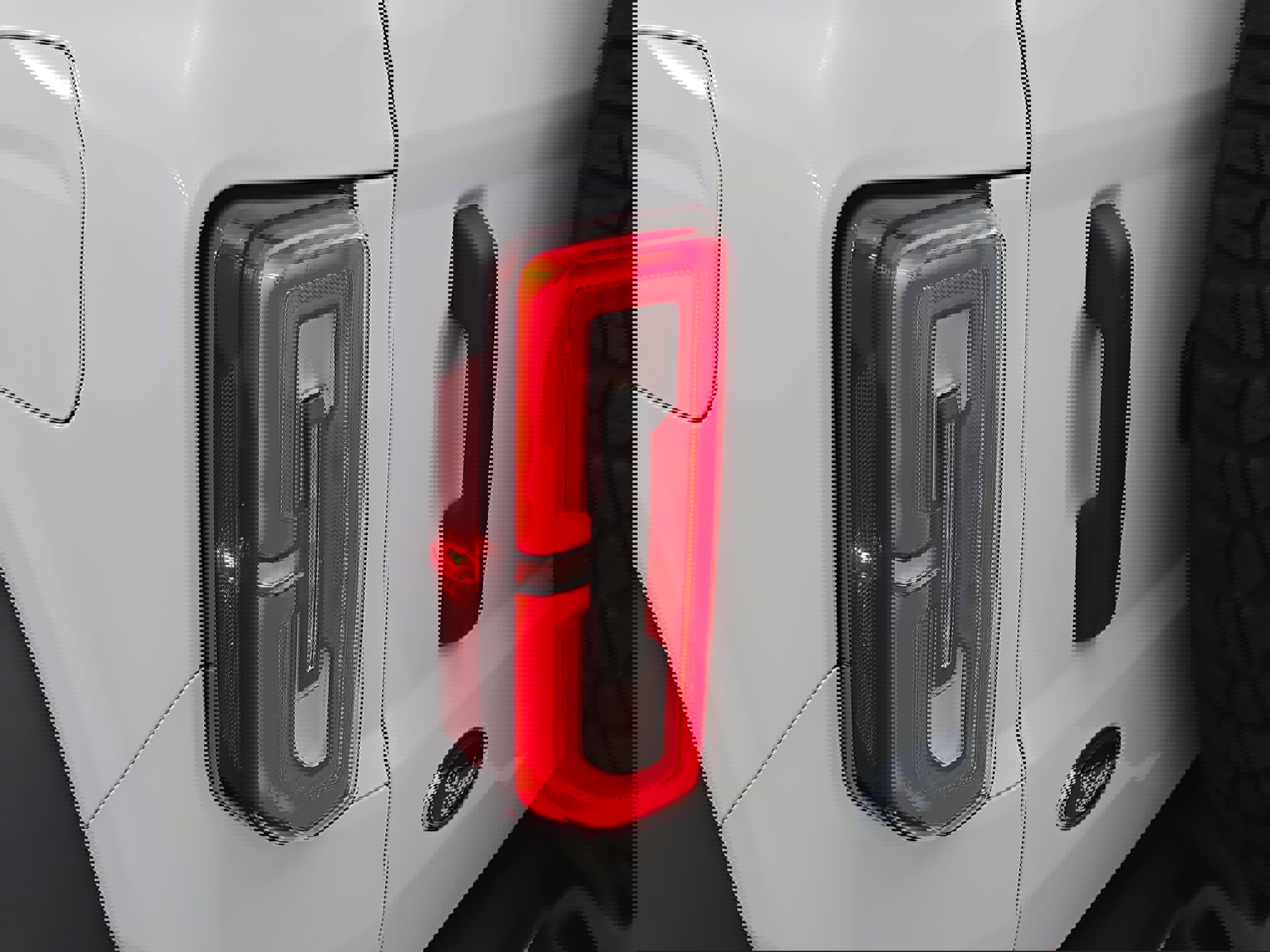 Used 2023 Ford Bronco Wildtrak image 33