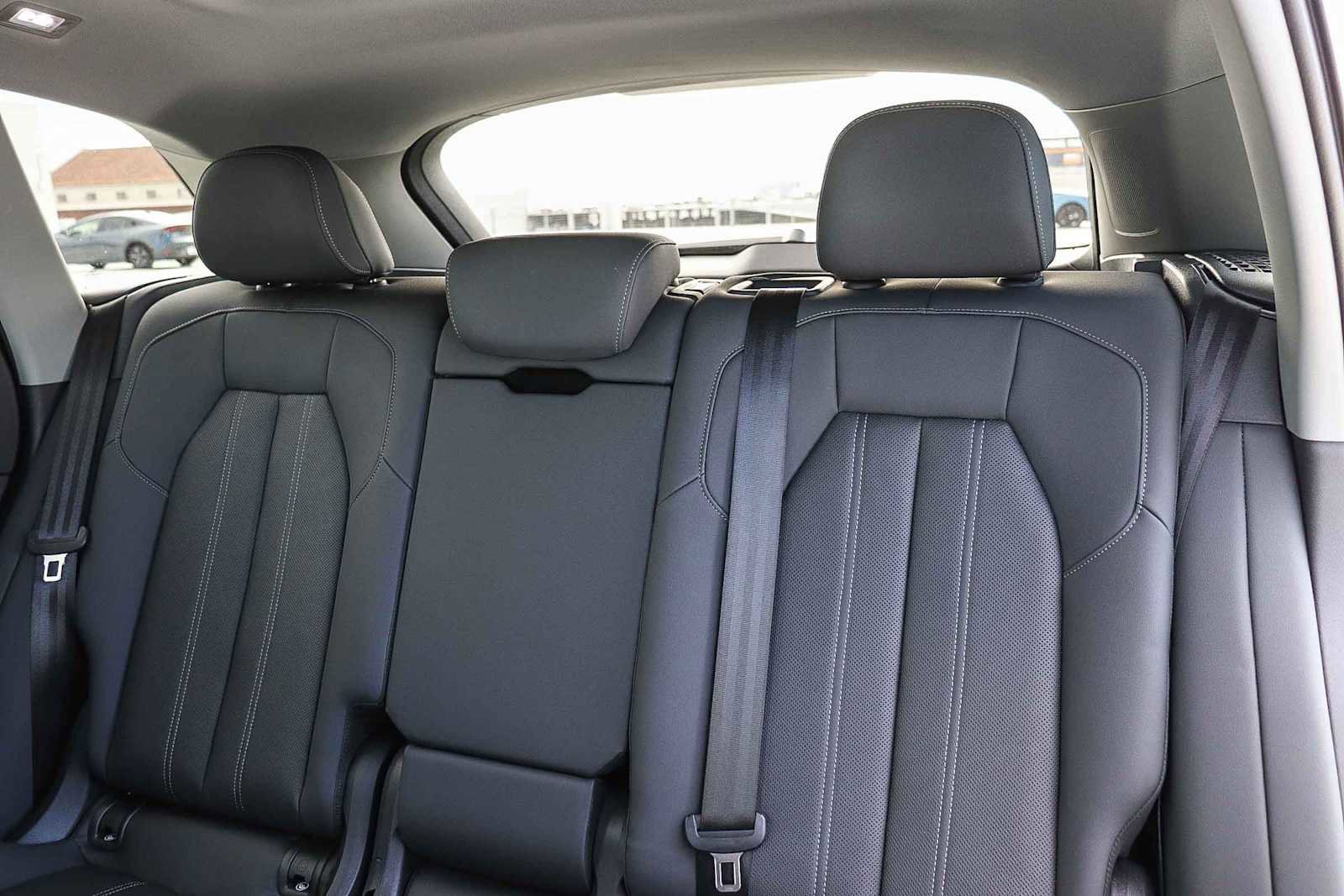 Used 2025 Audi Q5 Premium Plus w/ Premium Plus image 23