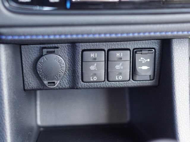 Used 2017 Toyota Corolla XSE w/ Carpet Mat Package (TMS) FWD image 28