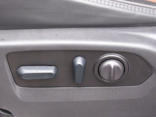 Used 2023 Chevrolet Silverado 3500 High Country image 18