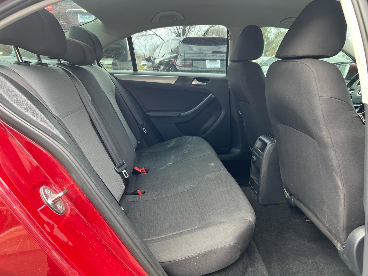 Used 2017 Volkswagen Jetta S image 14