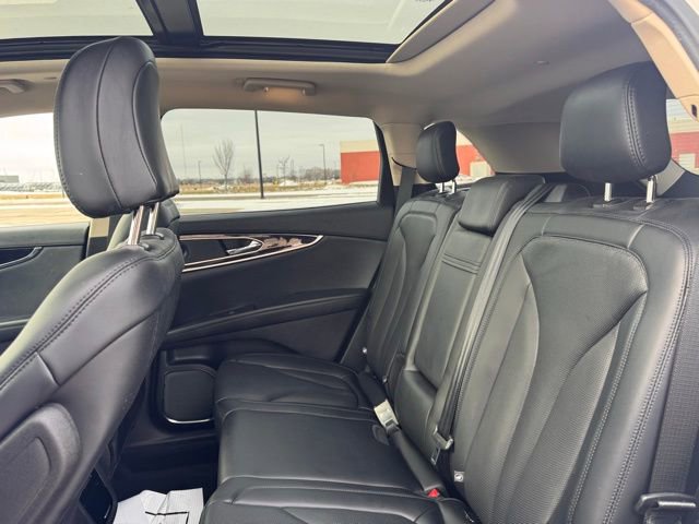 Used 2022 Lincoln Nautilus Reserve w/ Equipment Group 201A image 29