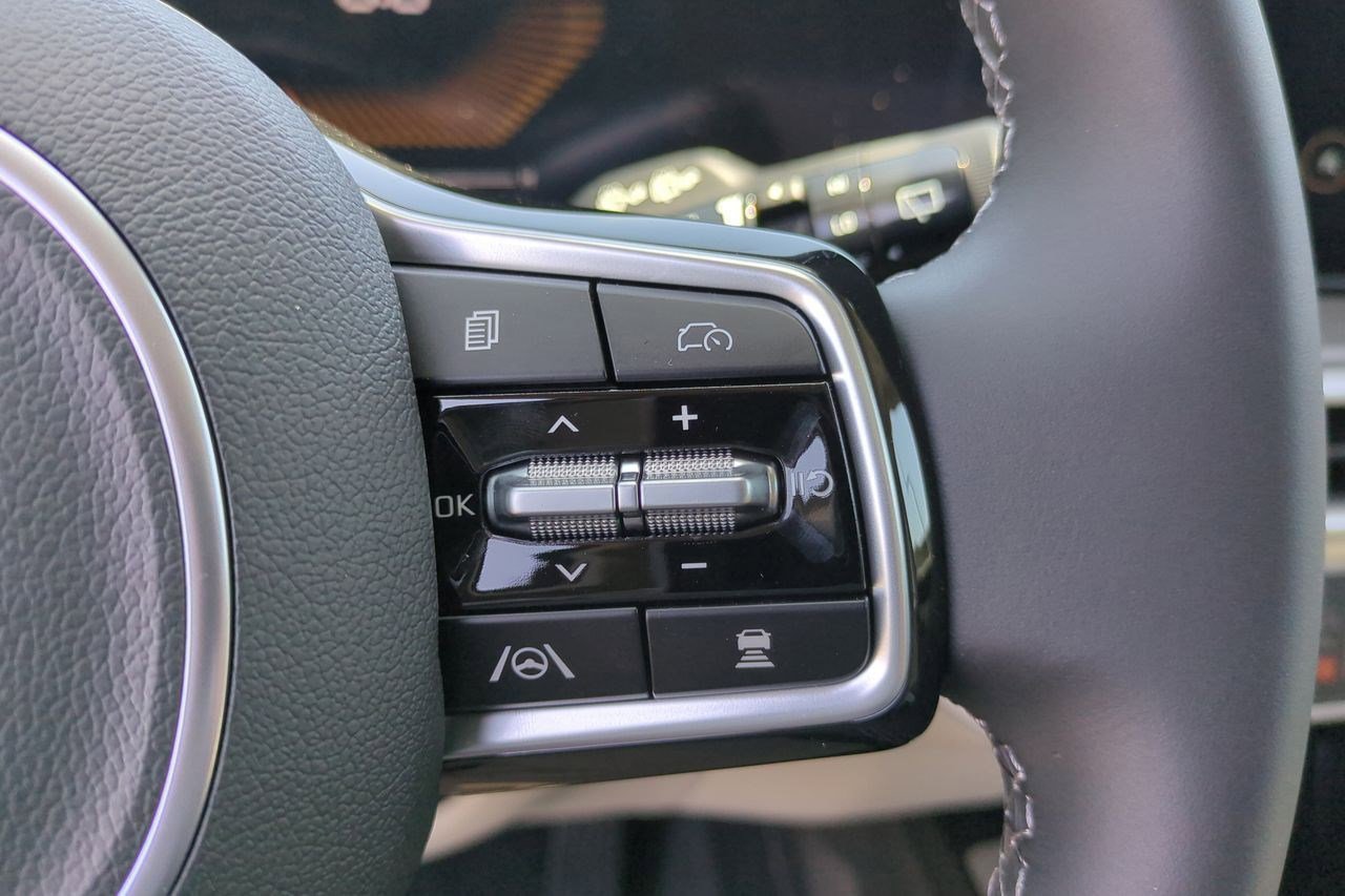 New 2025 Kia Sorento X-Line EX AWD/4WD image 12