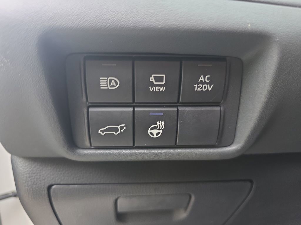 Used 2025 Toyota Highlander Platinum AWD/4WD image 24